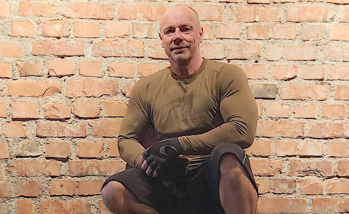 MX - article 1140x700 - peter with brick wall(2)(4).jpg